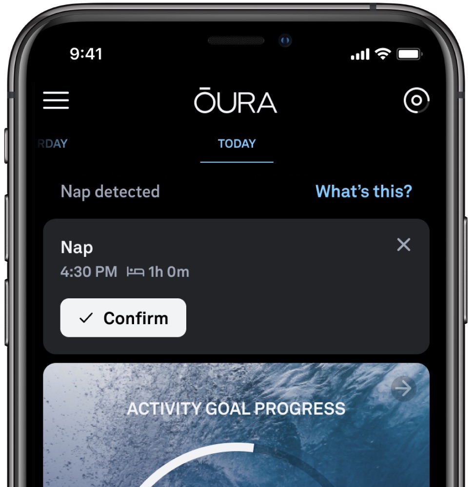 pantalla de inicio de la aplicación Oura mostrando una siesta detectada. Hay un botón grande para confirmar la siesta
